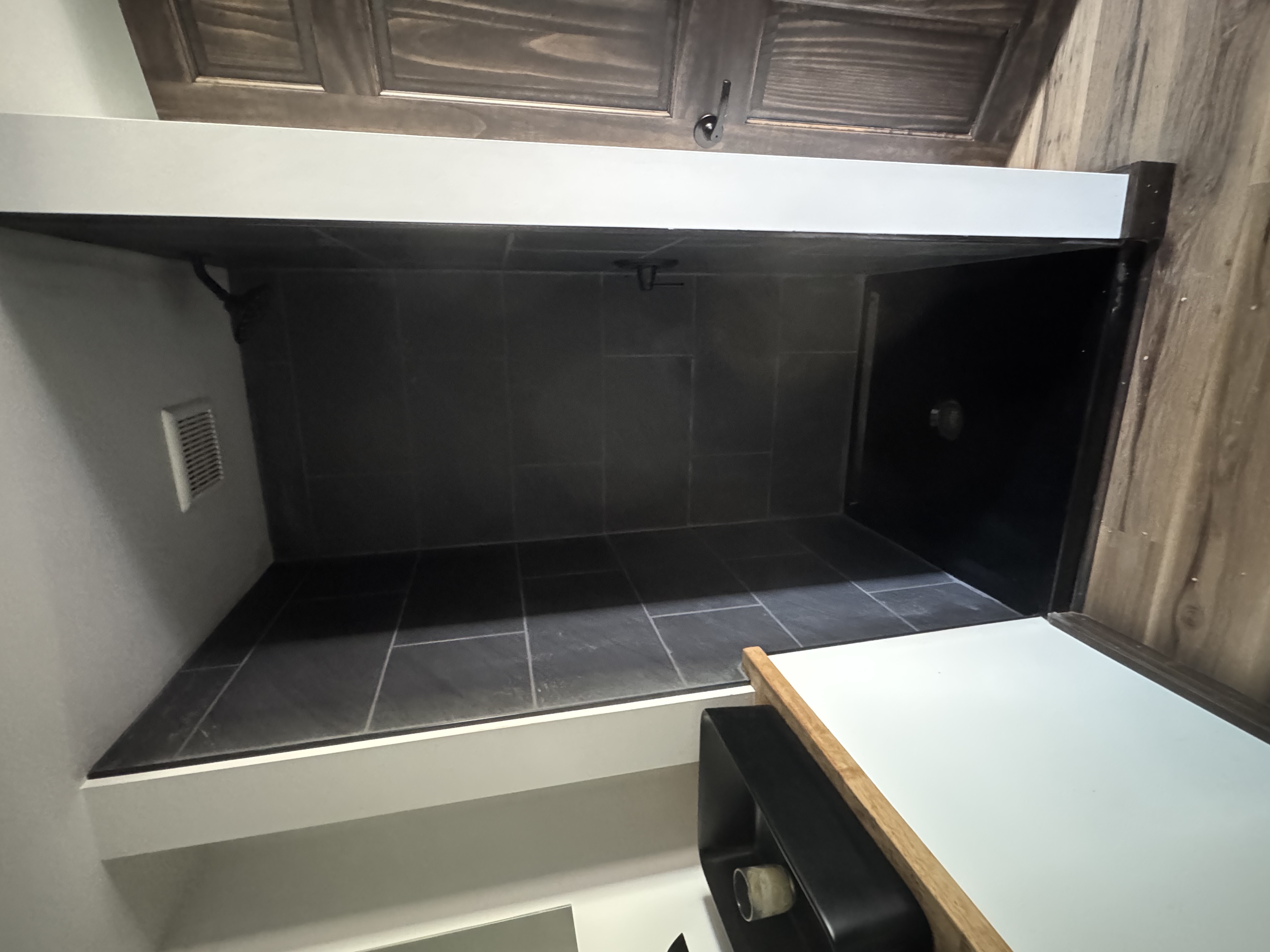 Black Timber thumbnail 6